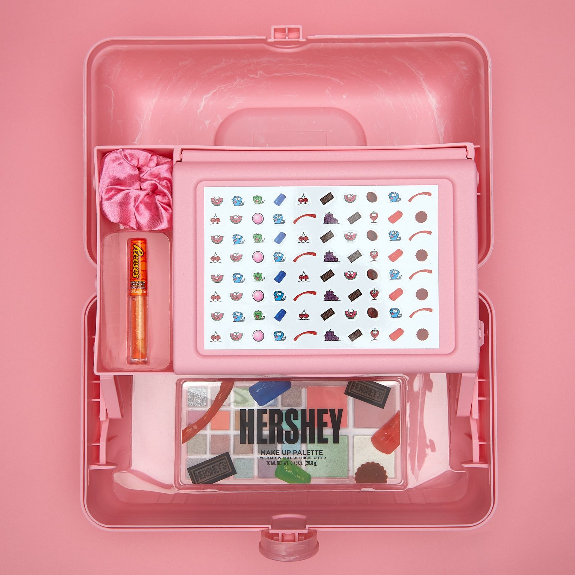 On-The-Go Girl® Hershey® Set